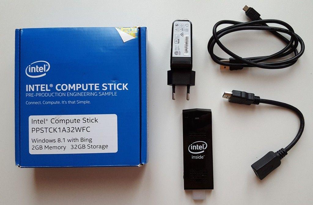 Intel Compute Stick contenuto confezione