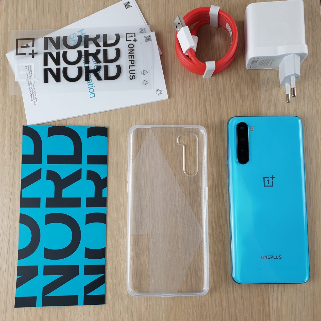 Recensione OnePlus Nord - dotazione di accessori