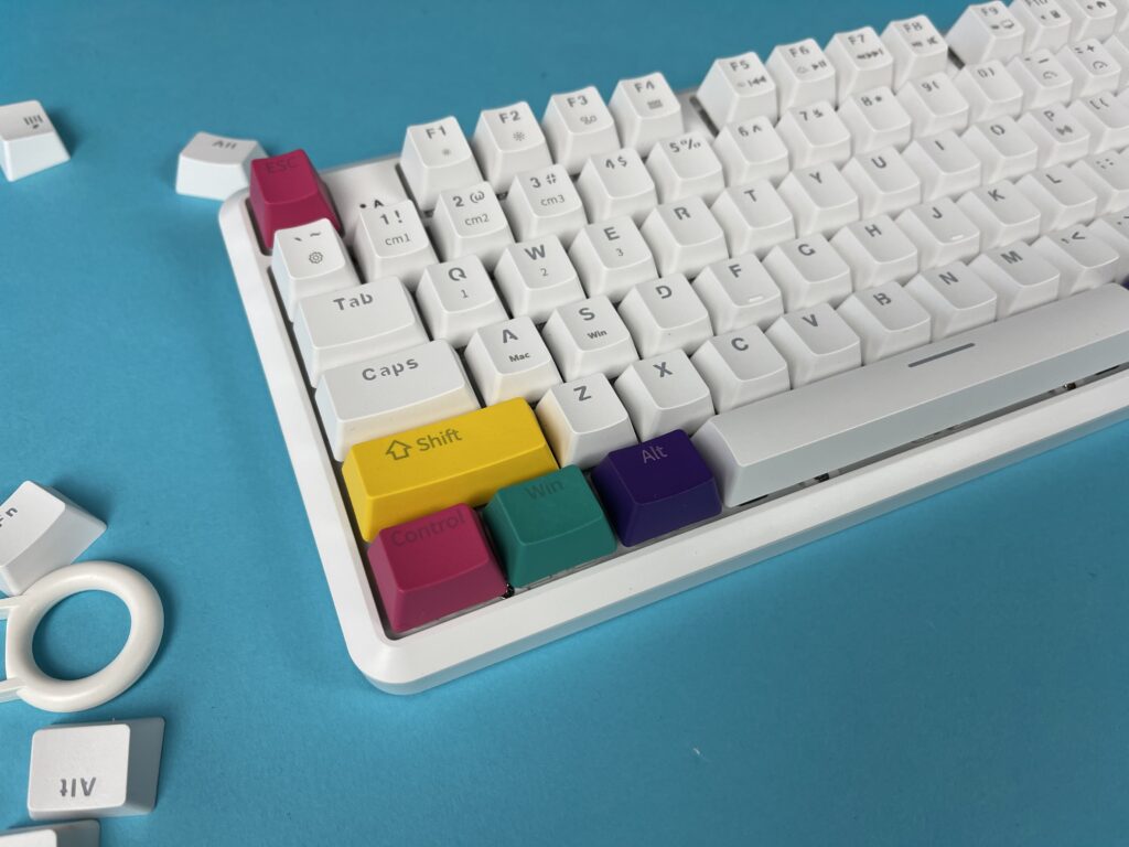 keycaps colorati per tastiera meccanica Ajazz K870T