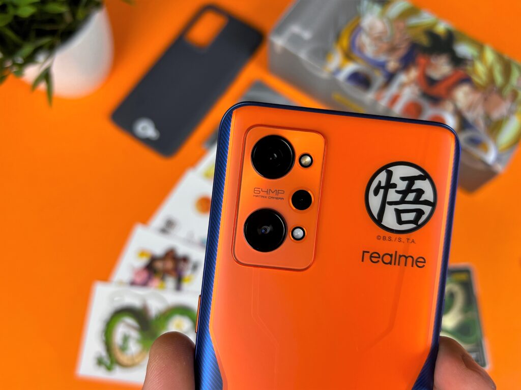 doppia fotocamera di Realme GT NEO 3T Dragon Ball Z Edition