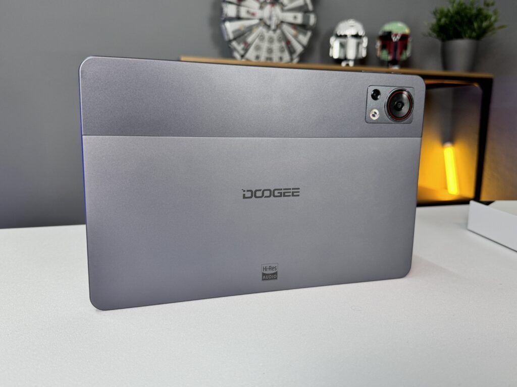 Recensione tablet economico Doogee T30S - design