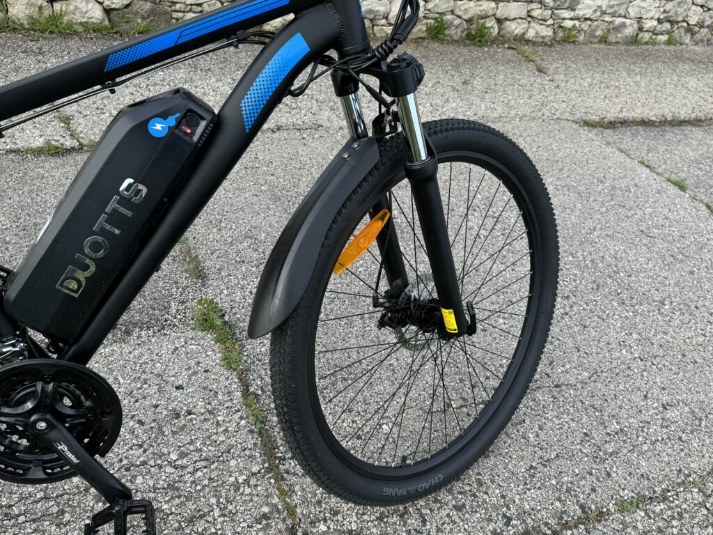 Recensione Duotts C29 bici elettrica - forcella