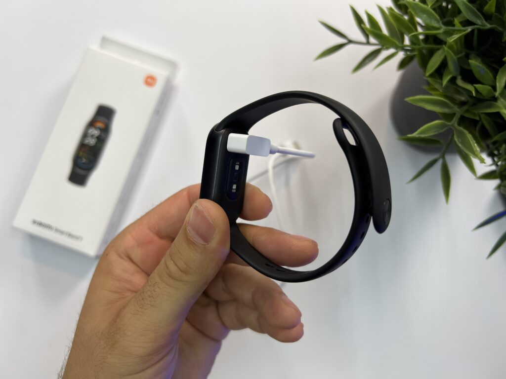 Recensione Xiaomi Smart Band 9 - ricarica e batteria