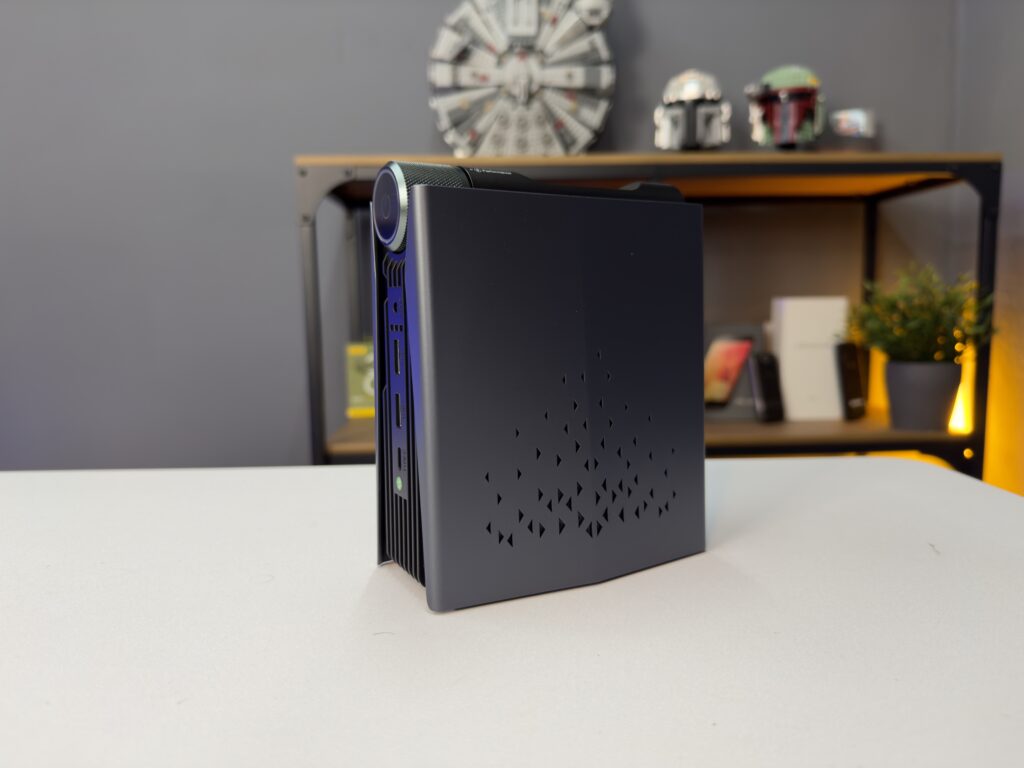 recensione mini pc gaming ouvis amr5 - design e costruzione