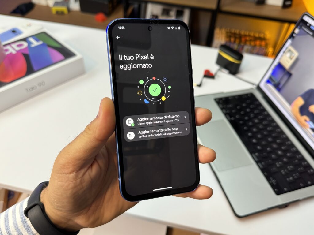 recensione pixel 8a - software con aggiornamenti garantiti