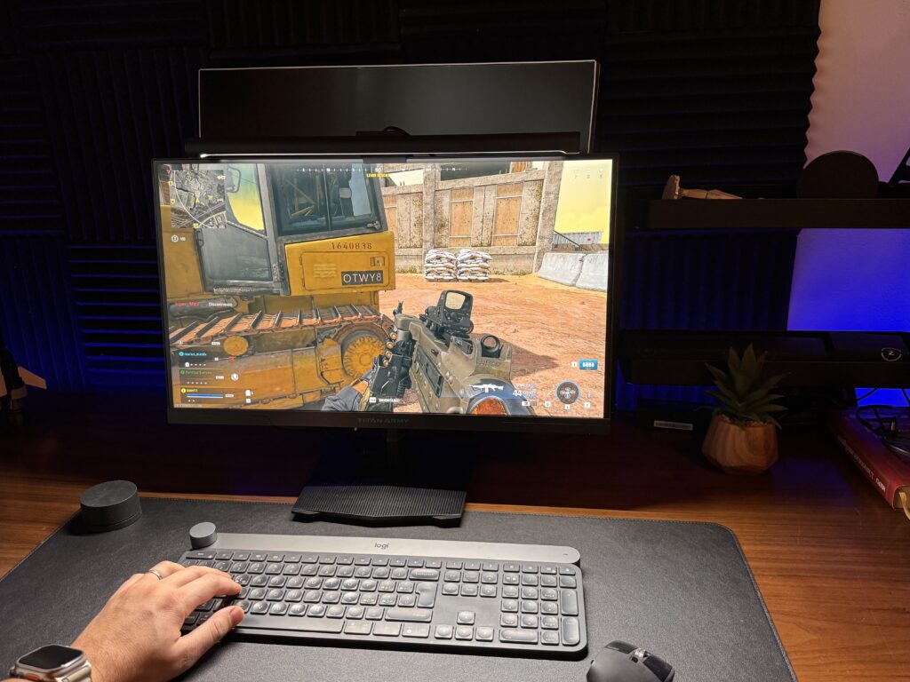 recensione monitor da gaming economico Titan Army P2510S - cod warzone