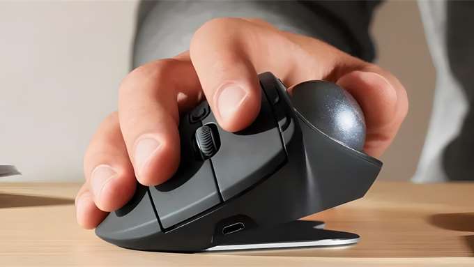 RECENSIONE Logitech MX Ergo S